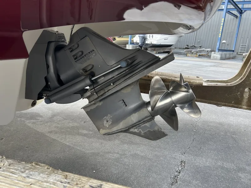 Slide: The Image of Monterey 234FS 2006 - 16