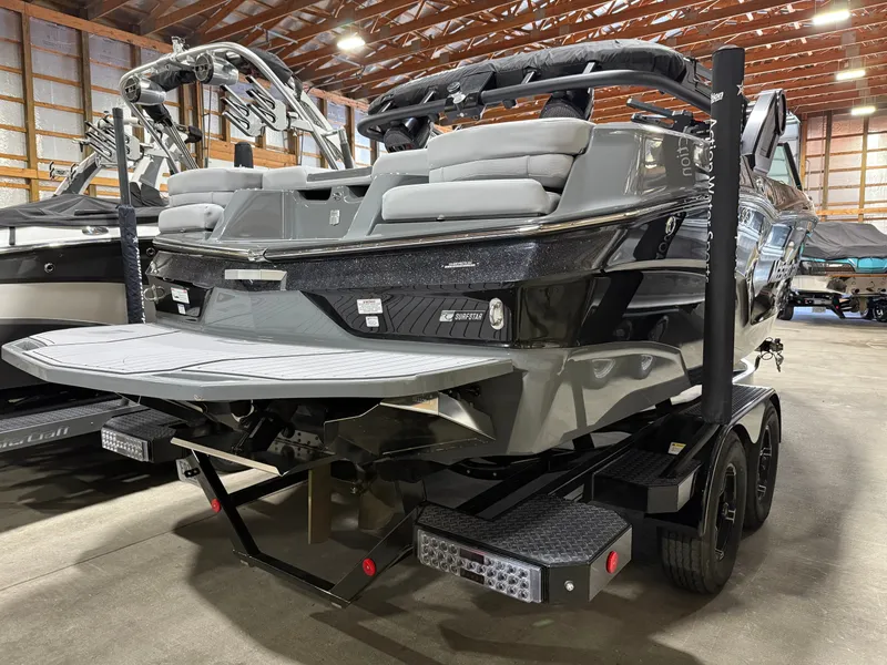 Slide: The Image of MasterCraft XT20 2023 - 3