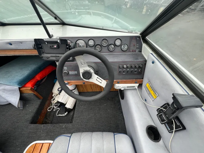 Slide: The Image of Reinell 192 Magnum 1988 - 12