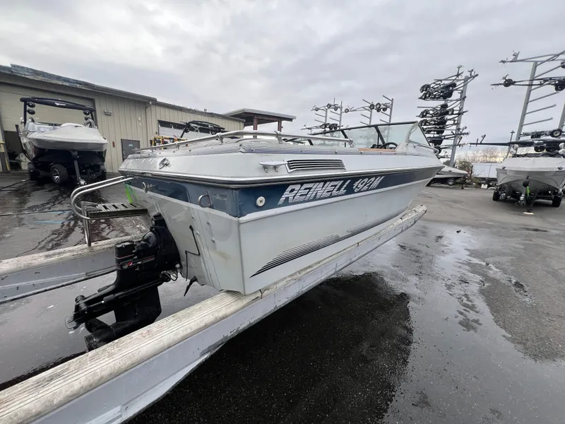 Slide: The Image of Reinell 192 Magnum 1988 - 6