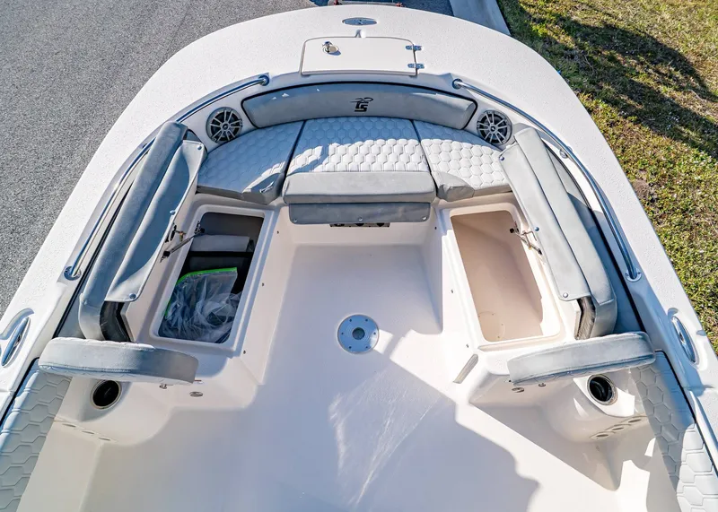 Slide: The Image of Carolina 21 Ultra Elite 2026 - 21