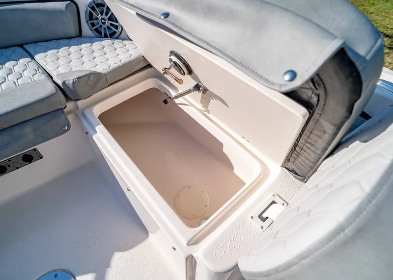 Slide: The Image of Carolina 21 Ultra Elite 2026 - 22