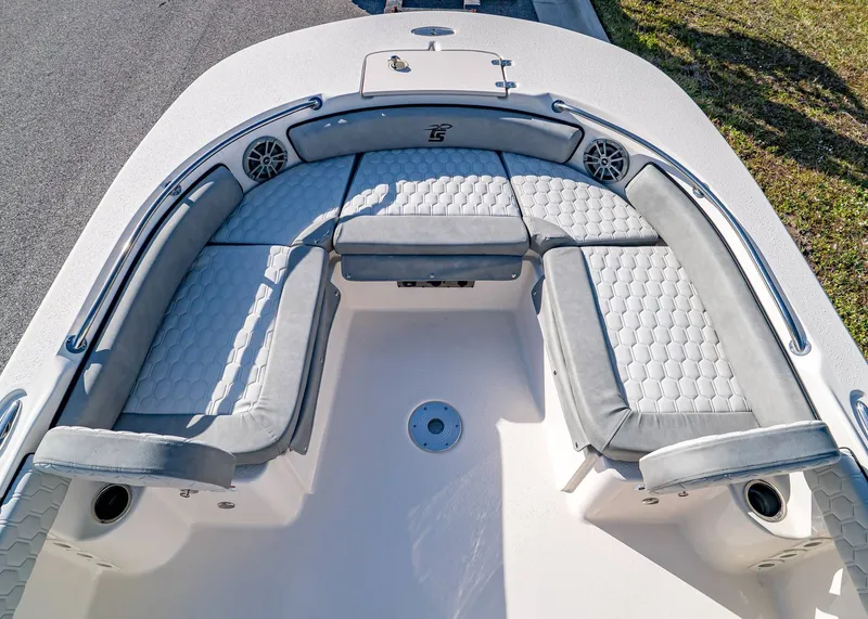 Slide: The Image of Carolina 21 Ultra Elite 2026 - 23