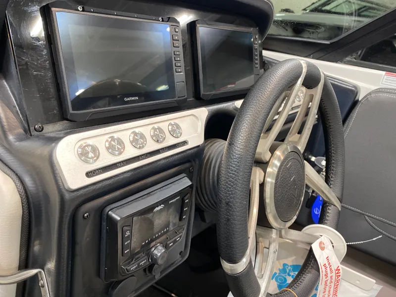 Slide: The Image of Crownline Boats 220 SS LPX 2024 - 16