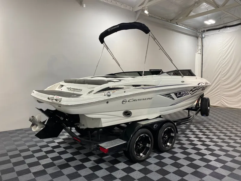 Slide: The Image of Crownline Boats 220 SS LPX 2024 - 3