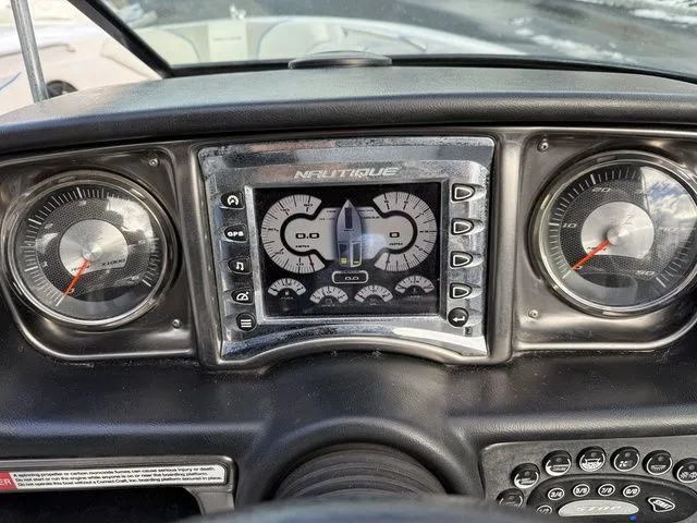 Slide: The Image of Nautique Super Air Nautique 230 2011 - 16