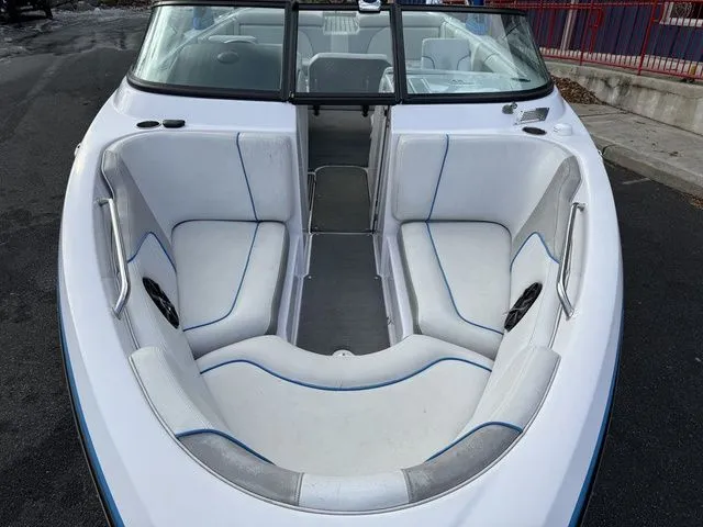 Slide: The Image of Nautique Super Air Nautique 230 2011 - 20
