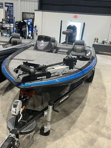 Slide: The Image of Falcon Boats F-205 2026 - 14