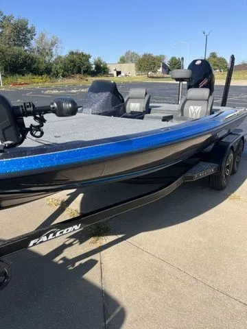 Slide: The Image of Falcon Boats F-205 2026 - 6