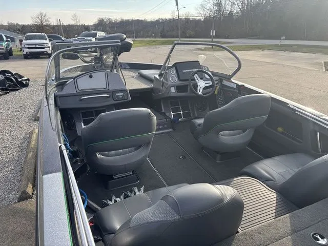 Slide: The Image of Ranger 212 Reata 2015 - 14