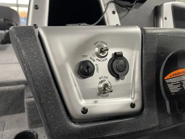 Slide: The Image of Tracker Pro Team™ 195 2026 - 28