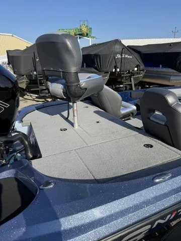 Slide: The Image of Nitro Z18 Pro 2026 - 10