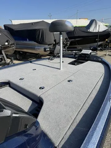 Slide: The Image of Nitro Z18 Pro 2026 - 6