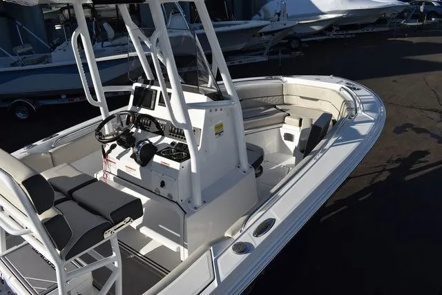 Slide: The Image of Blackfin 222 CC 2023 - 17