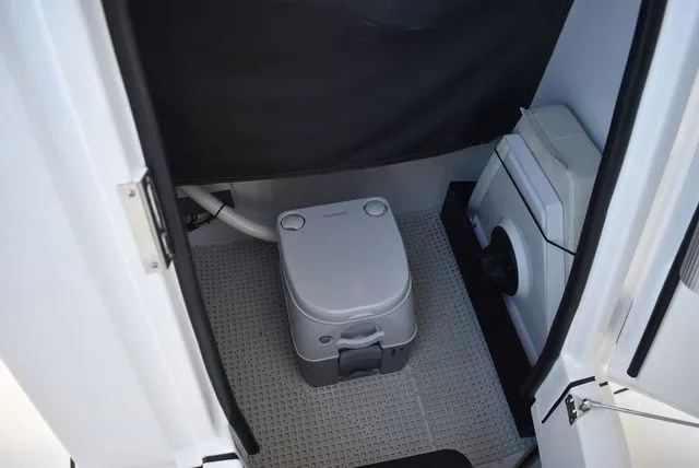 Slide: The Image of Blackfin 222 CC 2023 - 70