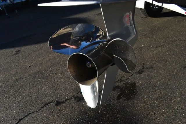 Slide: The Image of Blackfin 222 CC 2023 - 84