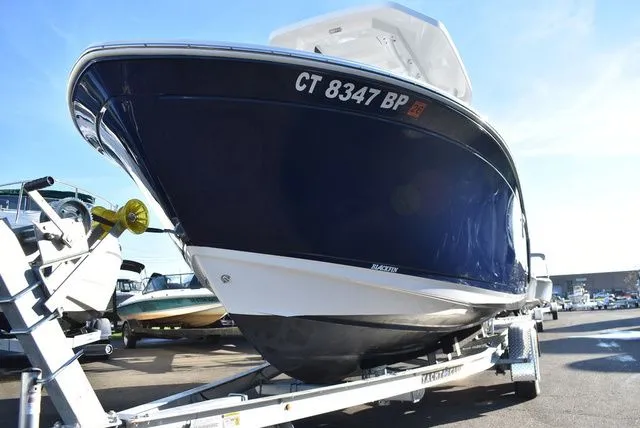 Slide: The Image of Blackfin 222 CC 2023 - 90