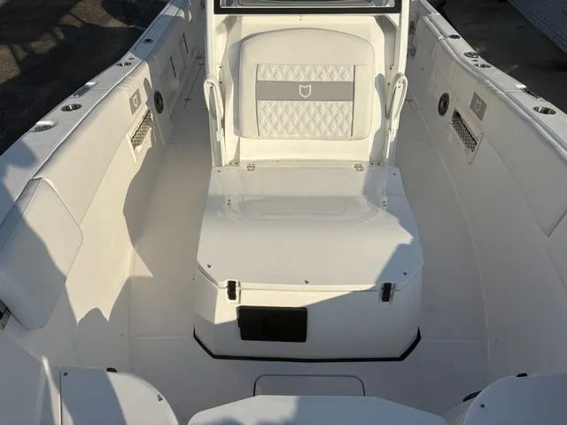 Slide: The Image of Sea Fox 268 Commander 2026 - 12