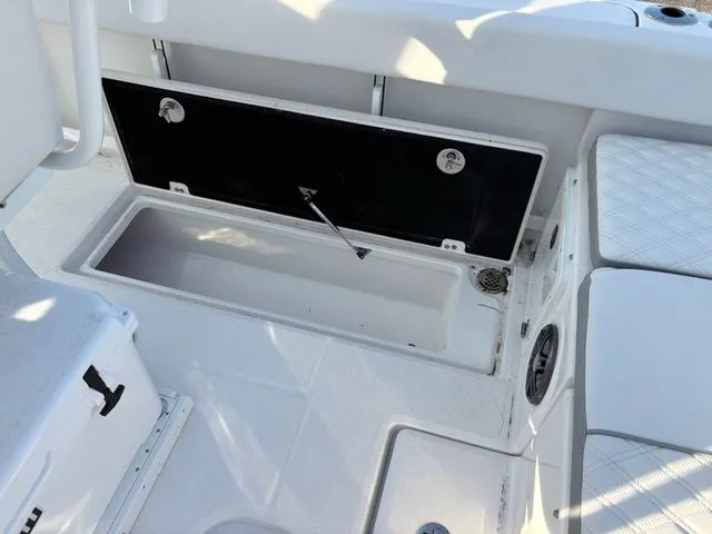 Slide: The Image of Sea Fox 268 Commander 2026 - 26