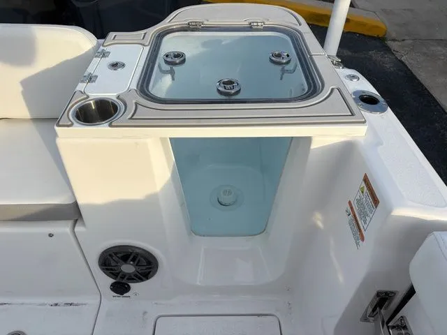 Slide: The Image of Sea Fox 268 Commander 2026 - 19