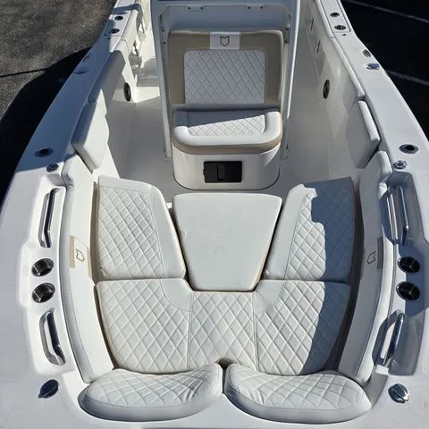 Slide: The Image of Sea Fox 248 Commander 2026 - 11