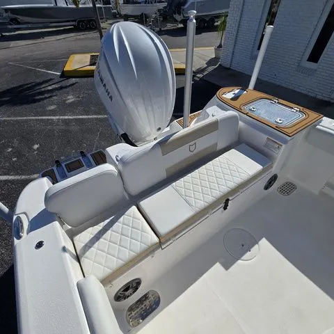 Slide: The Image of Sea Fox 248 Commander 2026 - 20