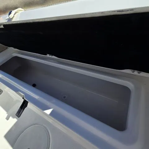 Slide: The Image of Sea Fox 248 Commander 2026 - 22