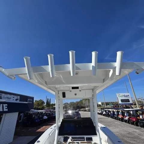 Slide: The Image of Sea Fox 248 Commander 2026 - 28