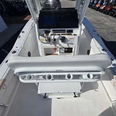 Slide: The Image of Sea Fox 248 Commander 2026 - 35