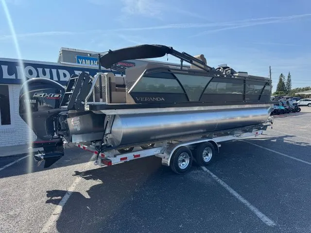 Slide: The Image of Veranda VR 235 RC 2026 - 3