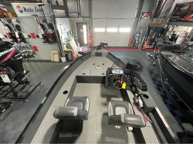 Slide: The Image of Lund 1650 Angler SS 2022 - 11