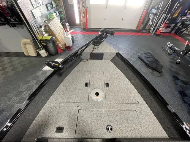 Slide: The Image of Lund 1650 Angler SS 2022 - 14