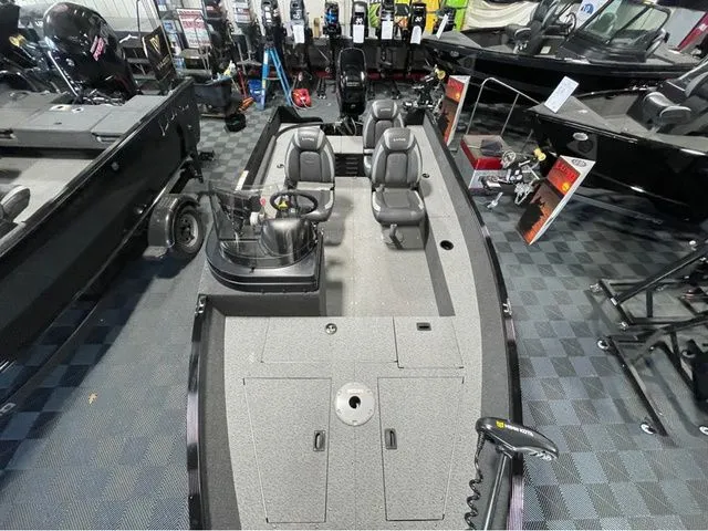 Slide: The Image of Lund 1650 Angler SS 2022 - 5