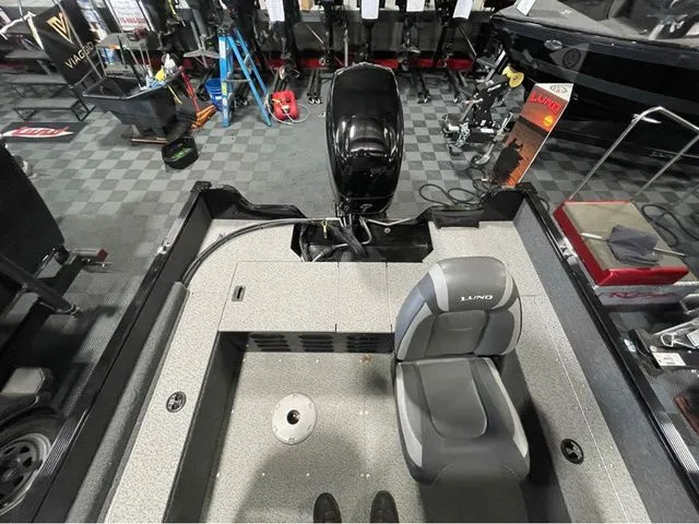 Slide: The Image of Lund 1650 Angler SS 2022 - 8