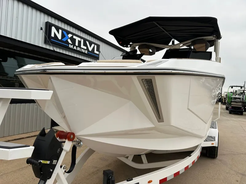 Slide: The Image of Nautique Super Air Nautique G25 Paragon 2026 - 10