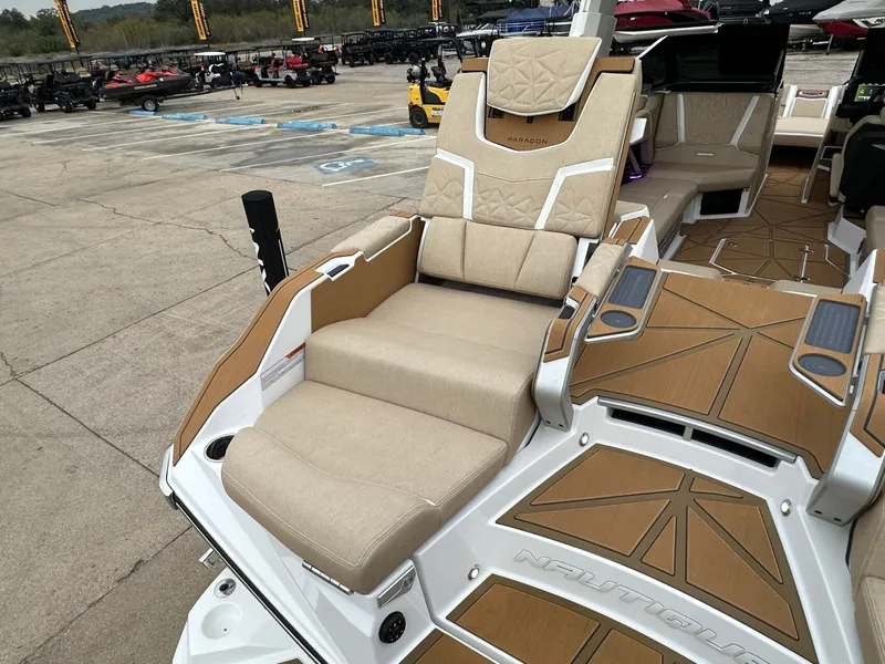 Slide: The Image of Nautique Super Air Nautique G25 Paragon 2026 - 19