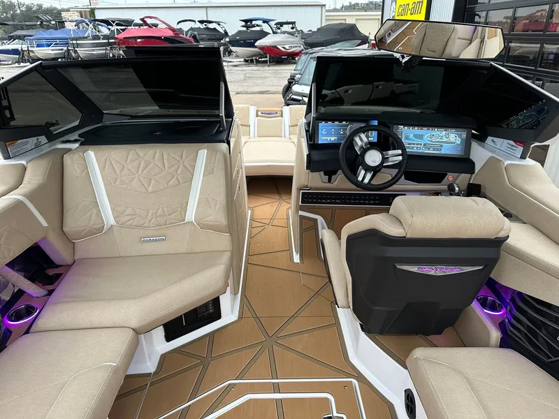 Slide: The Image of Nautique Super Air Nautique G25 Paragon 2026 - 29