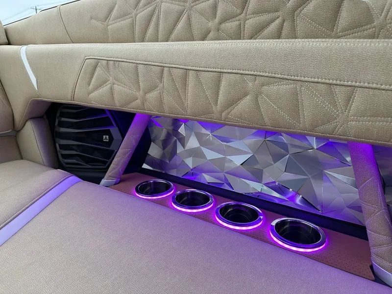 Slide: The Image of Nautique Super Air Nautique G25 Paragon 2026 - 49