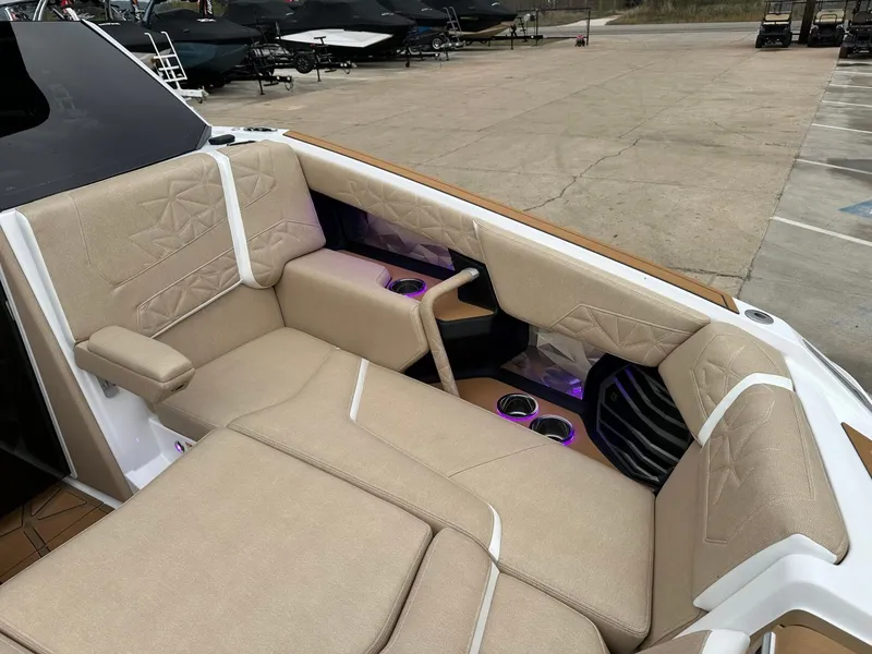 Slide: The Image of Nautique Super Air Nautique G25 Paragon 2026 - 62