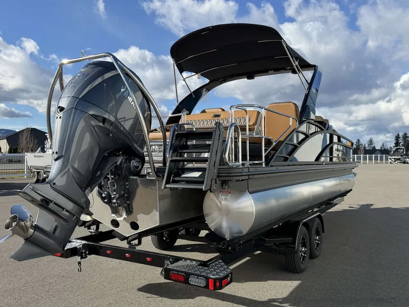 Slide: The Image of 2026 Bennington 25 RTSBA pontoon boat with outboard motor. - 21