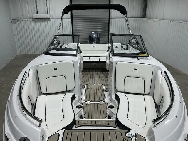 Slide: The Image of Stingray 211 DC 2026 - 9