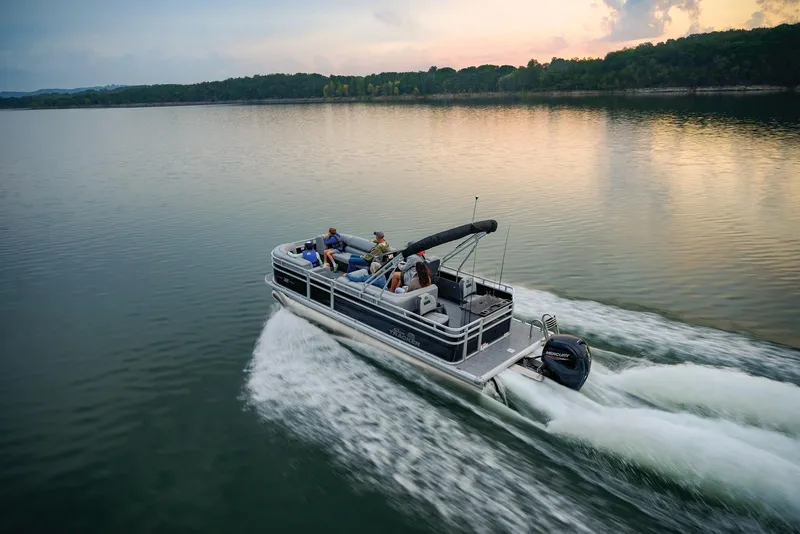 Slide: The Image of Sun Tracker SportFish 22 DLX 2026 - 85