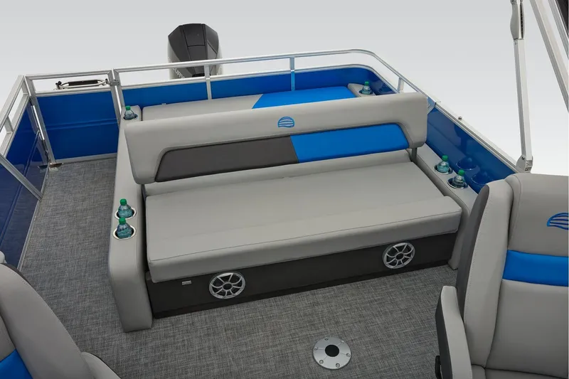 Slide: The Image of Sun Tracker Party Barge 22 RF XP3 2026 - 47