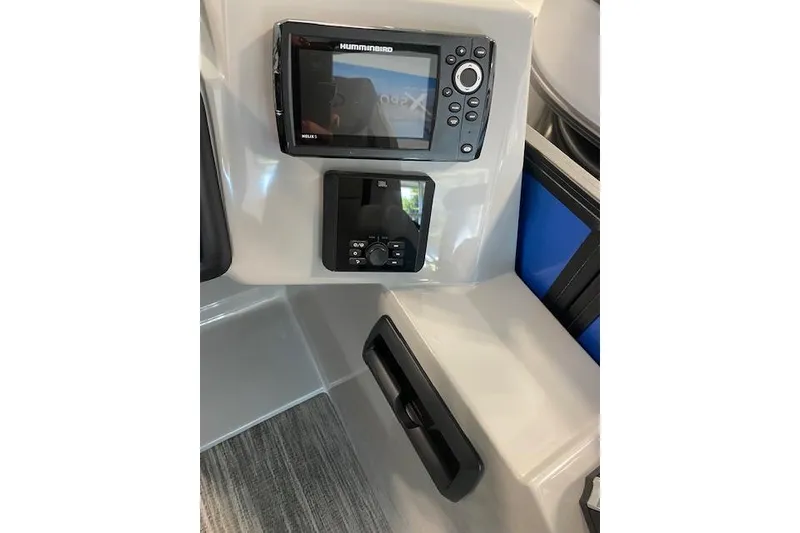 Slide: The Image of Control panel of 2026 Bentley Pontoons Legacy 223 Swingback with navigation and audio systems. - 11