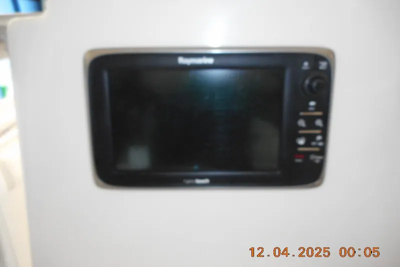 Slide: The Image of Raymarine display on a 2014 Sea Fox 256 Commander boat. - 23