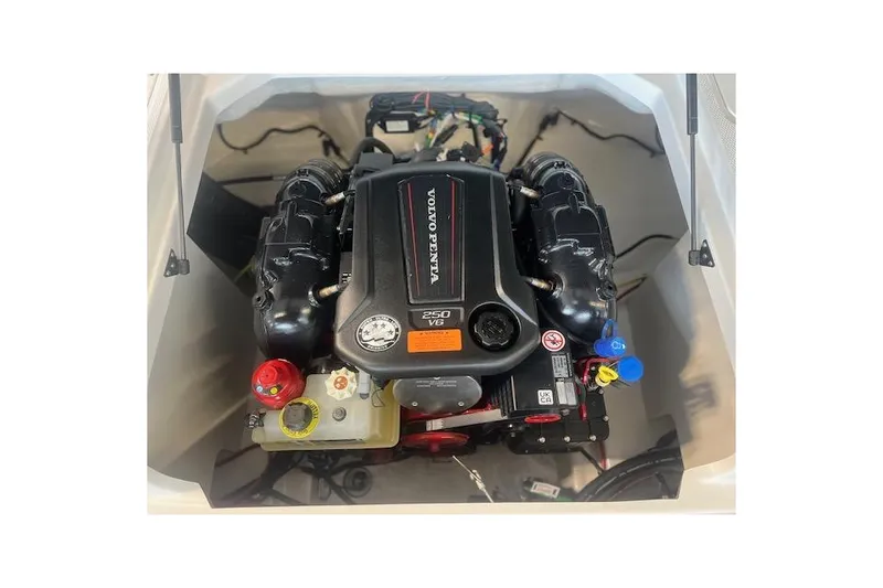 Slide: The Image of Volvo Penta 250 V6 engine in 2025 Chaparral 23 Surf boat. - 18