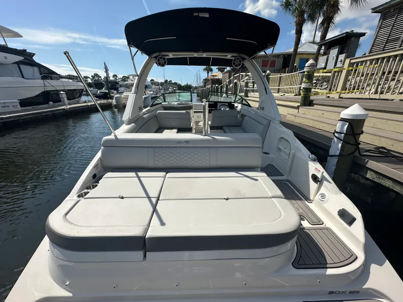 Slide: The Image of Sea Ray 270 SD-OB 2024 - 14