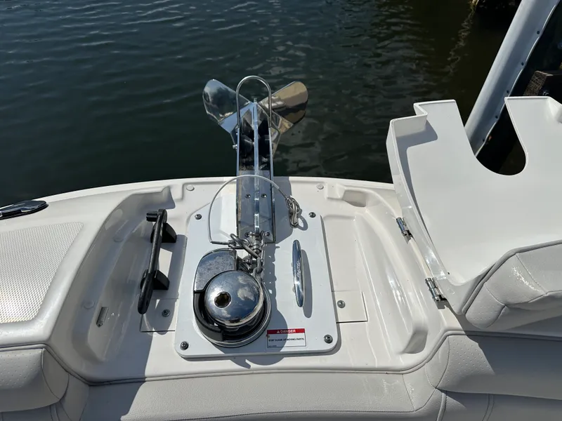 Slide: The Image of Sea Ray 270 SD-OB 2024 - 27