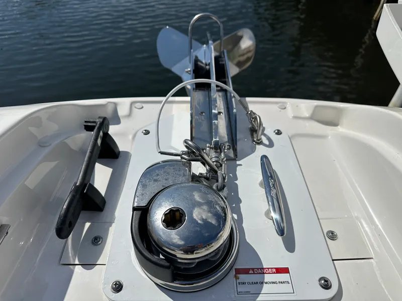 Slide: The Image of Sea Ray 270 SD-OB 2024 - 29