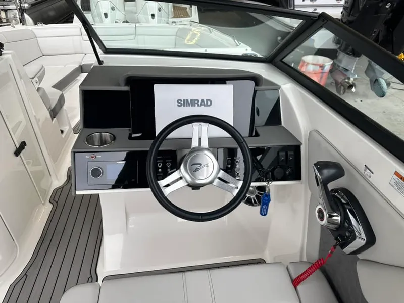 Slide: The Image of Sea Ray 270 SD-OB 2024 - 69